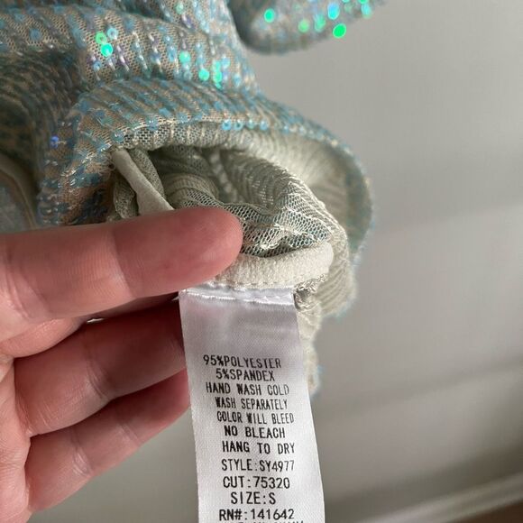 BOUTIQUE She + Sky oversized sequin sparkle glam coastal cowgirl boxy top - Picture 6 of 7